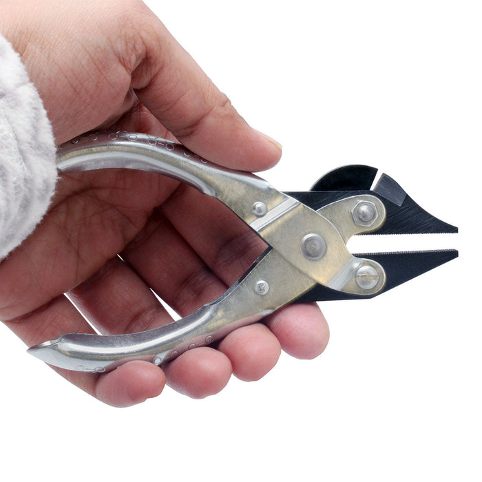 Flat Nose Pliers w/Wire Cutters 5"