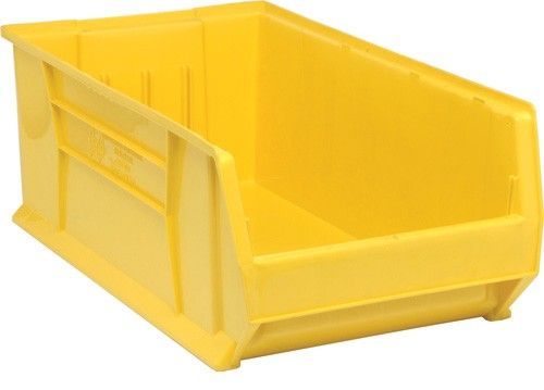 Quantum QUS974 HULK Container, 16.5" x 29.88" x 11"